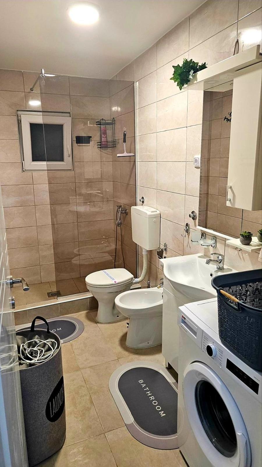 Apartment Tiha Voda 1