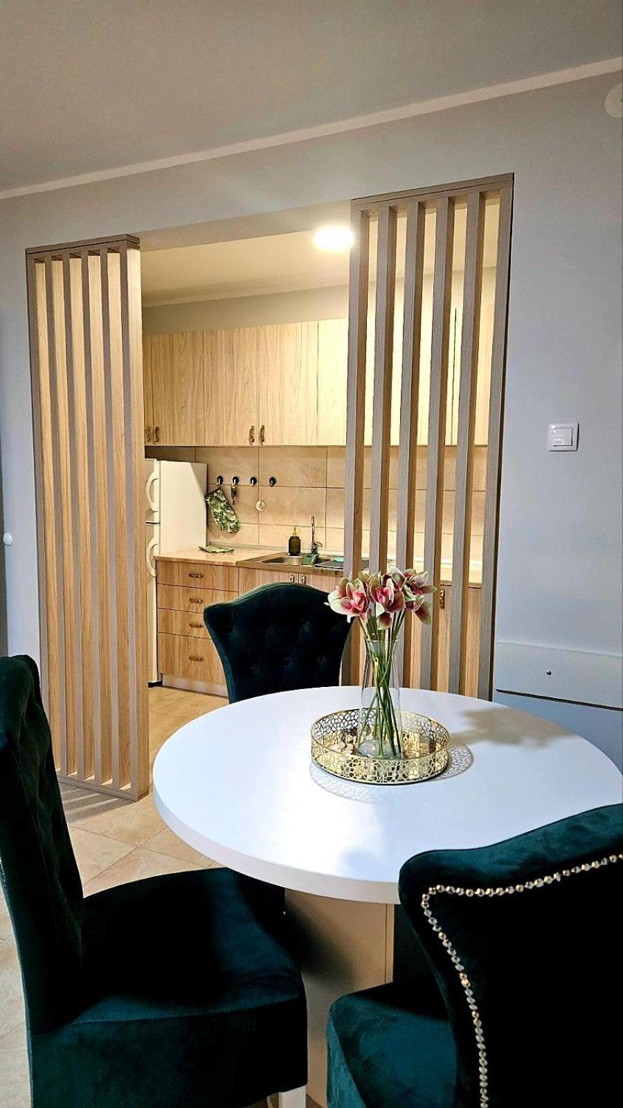 Apartment Tiha Voda 1 *